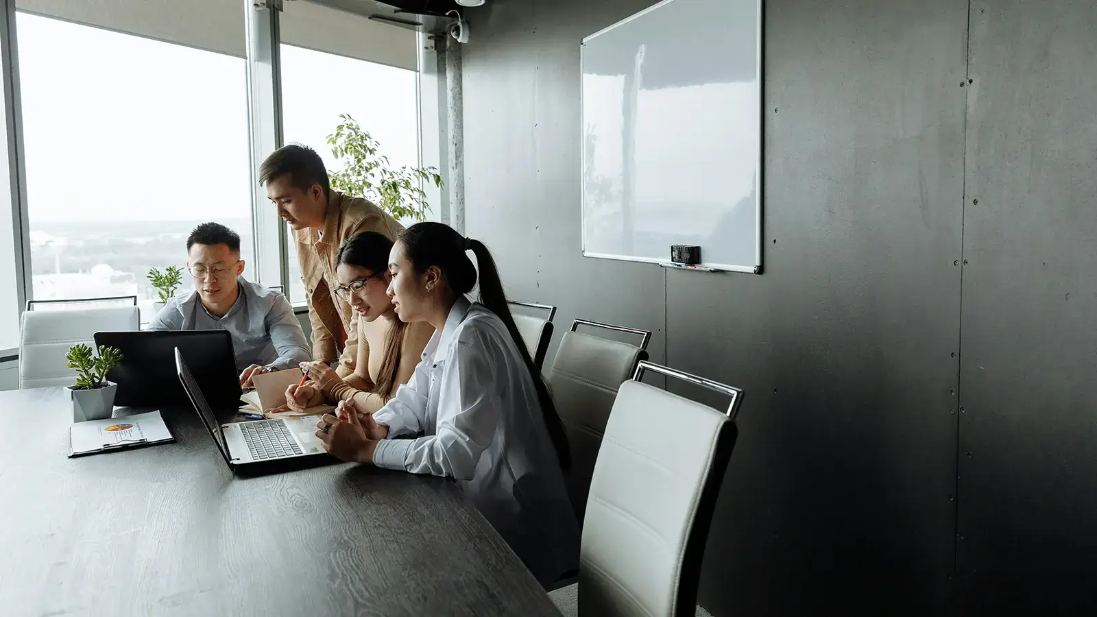 GAIA Video Arka Plan